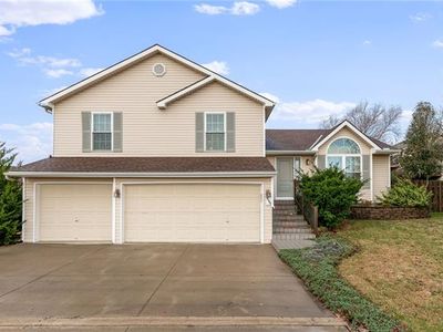 8508 Paris Ave, Kansas City, MO, 64153