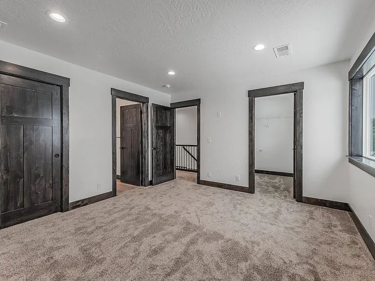 218 E Lobo Loop — Photo 12