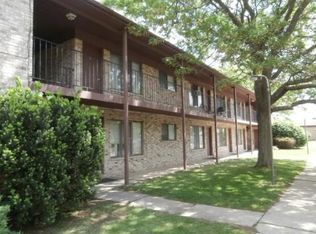200 Hood St APT 9, Merrill, MI 48637