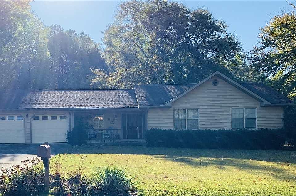 1st image of 1502 Creek Dr SE