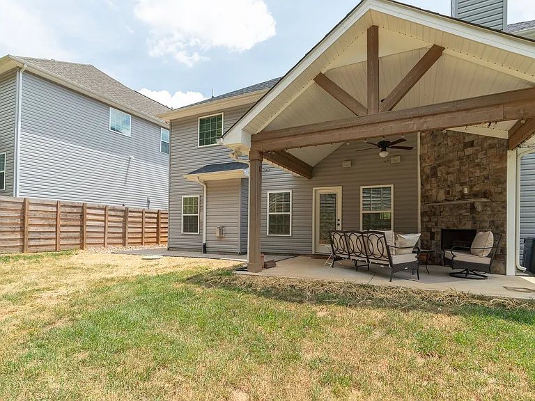 11715 Pepper Ridge Ln — Photo 30