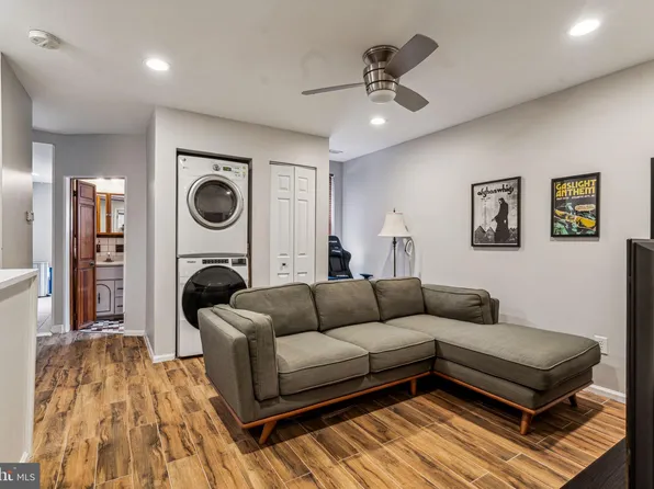 1007 Dickinson St Floor 2, Philadelphia, PA 19147