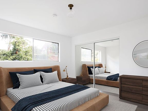 5th image of 725 N Hayworth Ave #2A