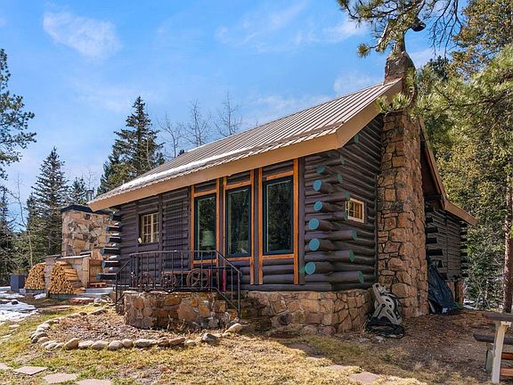 4th image of 818 Riverside Dr