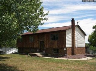 1940 Annesley Rd, East Liverpool, OH 43920