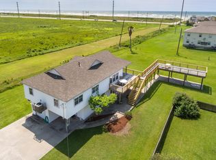 16503 Captain Kidd Rd, Jamaica Beach, TX 77554