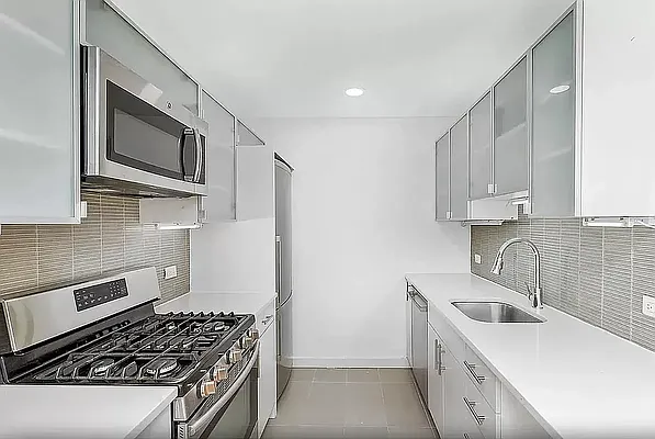 Rented by Compass | media 2