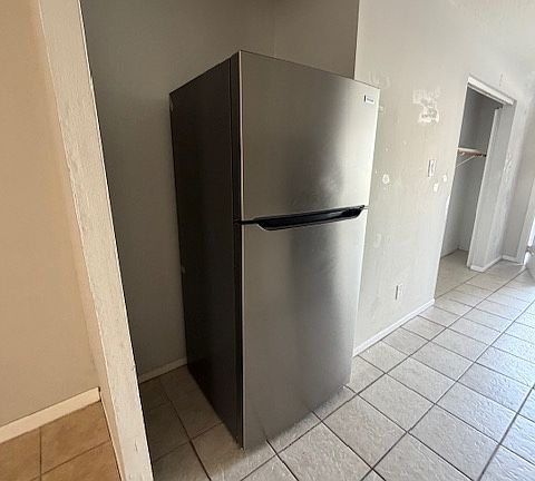 5th image of 414 Hope St #414