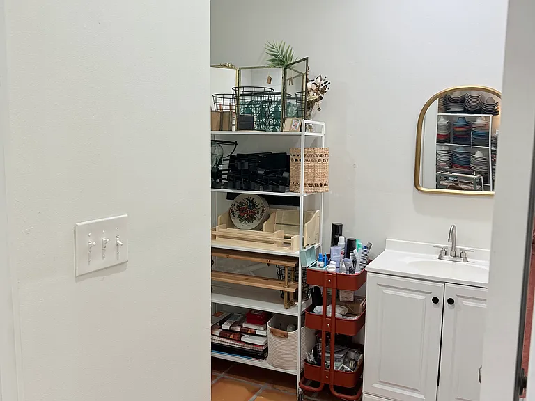 2310 Willow St #B — Photo 8