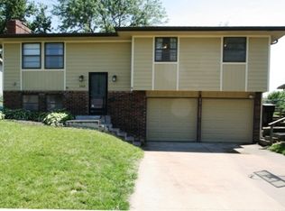 1113 SE 43rd St, Topeka, KS 66609