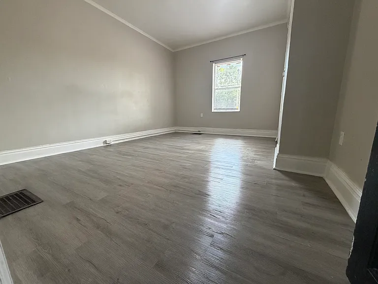 47 Burkhardt Ave #4 — Photo 11