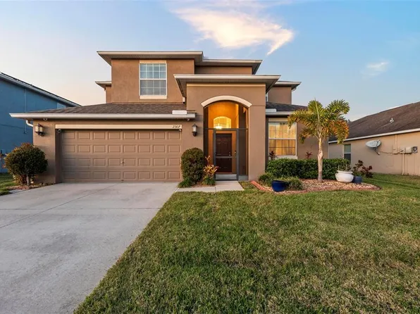 2307 Dakota Rock Dr, Ruskin, FL 33570