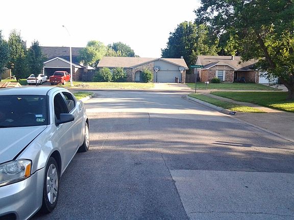 4th image of 7525 Ashwood Cir