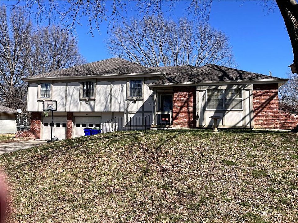 1st image of 315 SE Melody Ln
