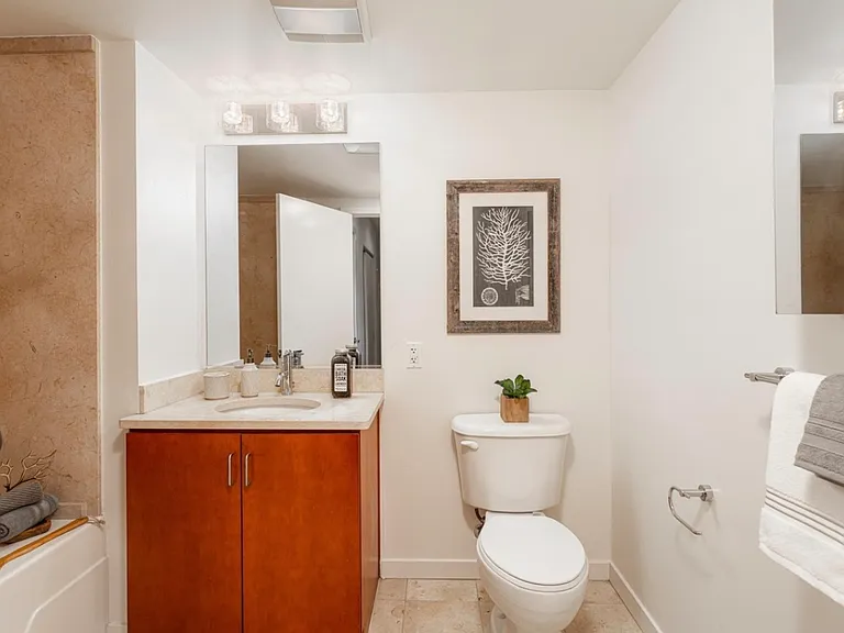 630 Thomas L Berkley Way #621 — Photo 5