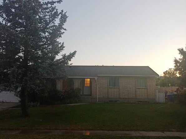 8402 S McGinnis Ln, West Jordan, UT 84081