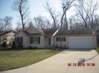 57852 Amber Valley Dr, Elkhart, IN 46517