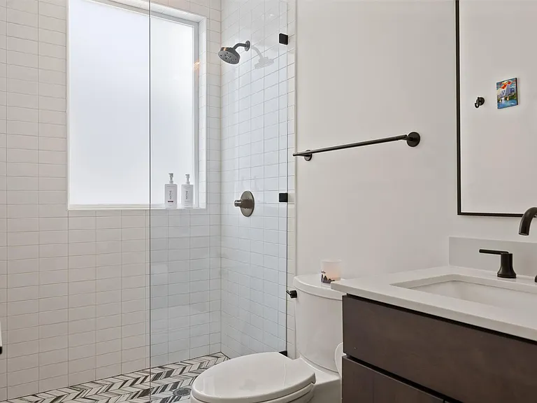 4404 Mount Vernon Dr #B — Photo 27