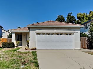 5419 Moonlight Way, Elk Grove, CA 95758