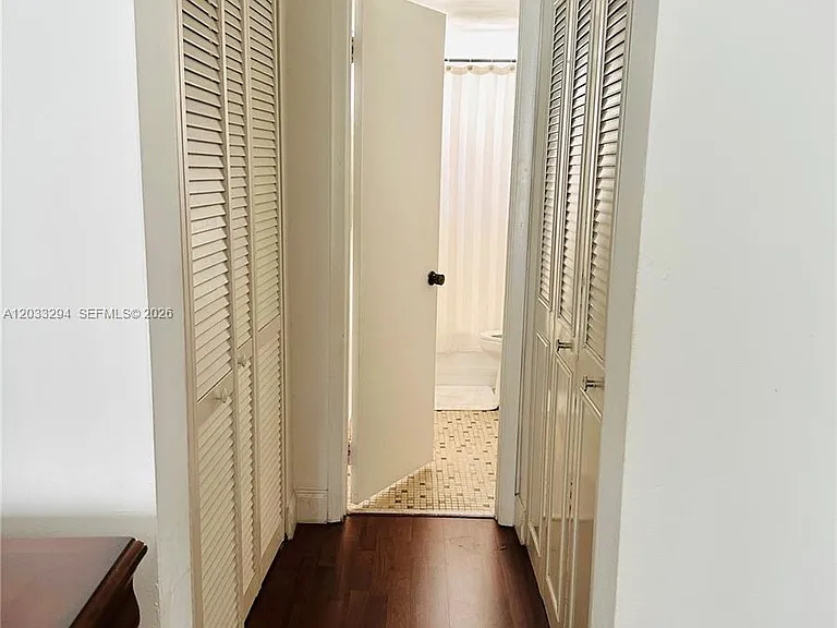 1610 Lenox Ave #412 — Photo 4
