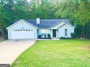 121 Woodridge Cir, Lagrange, GA 30241