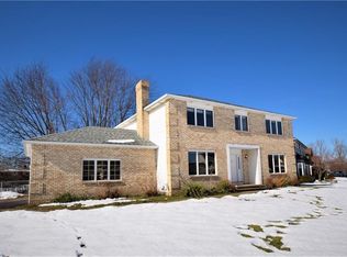 50 Richsquire Dr, Rochester, NY 14626