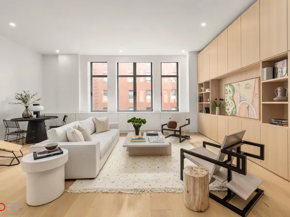 252 7th Avenue 6U image 1 of 14