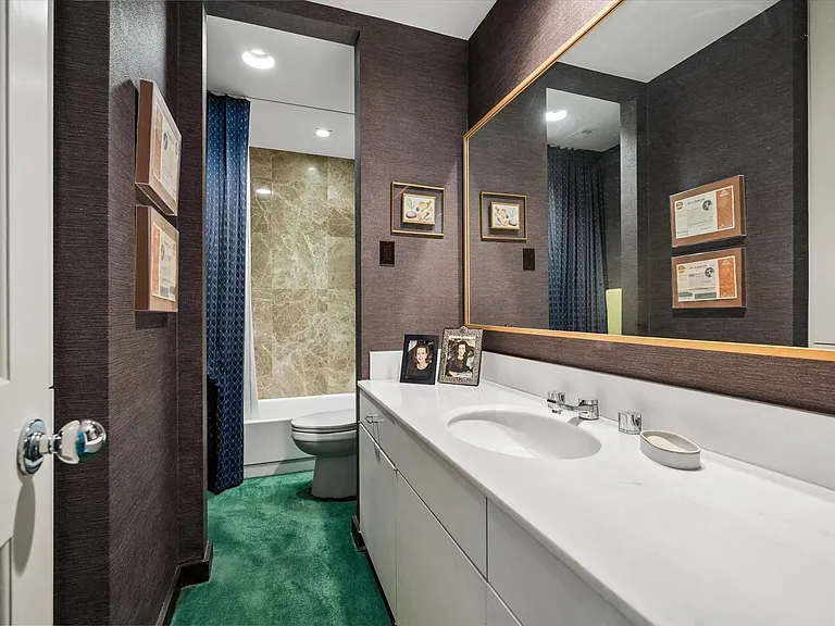 4213 W Alabama St — Photo 20