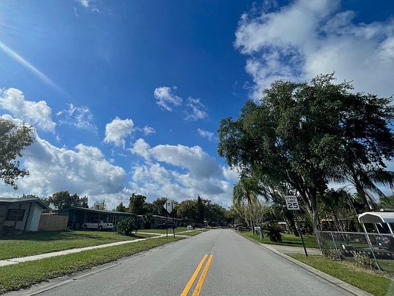 4th image of 209 Flamingo Dr