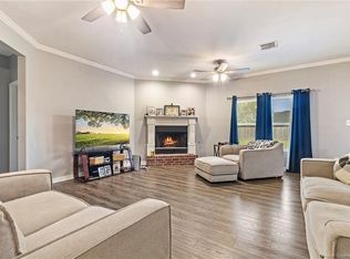 5066 Maplewood Dr, Sulphur, LA 70663