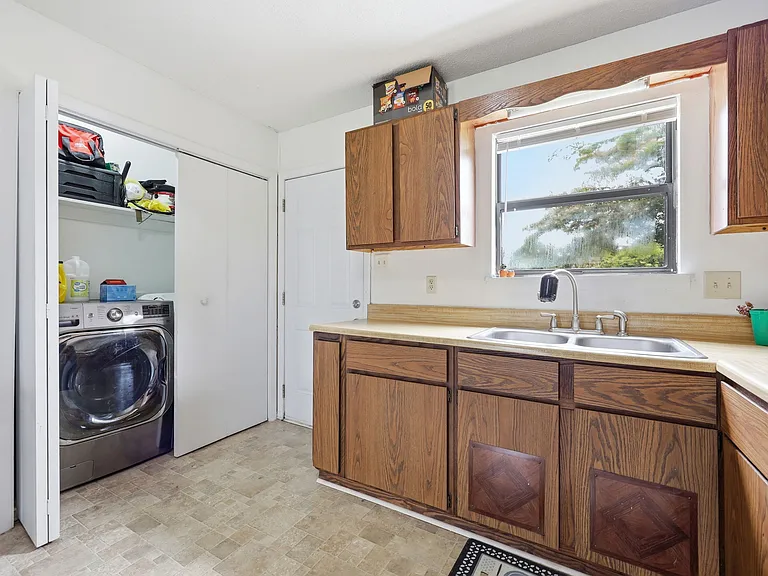 230 Yaupon Dr — Photo 15