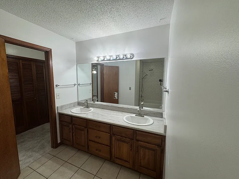 2nd Story full bathroom with double sinks