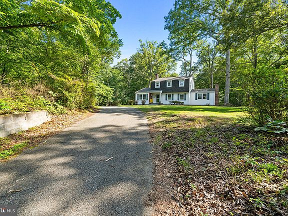 2nd image of 28877 Laurel View Ln
