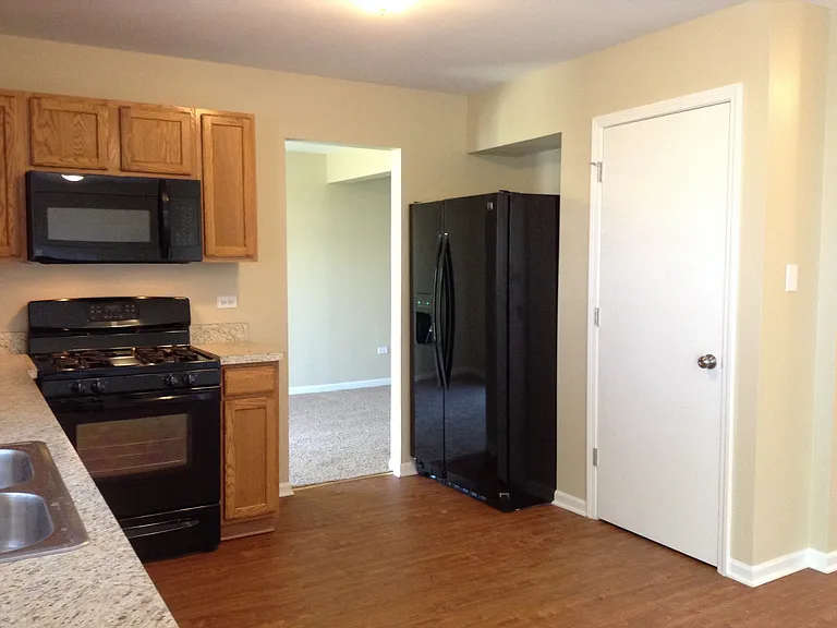5301 Sunmeadow Dr — Photo 3