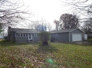 126 E Cemetery Rd, Fillmore, IN 46128