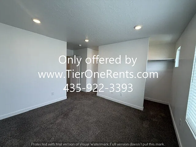 958 E Drifter Ln — Photo 12