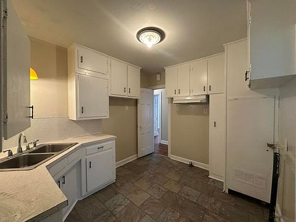 5th image of 1633 N 18th St