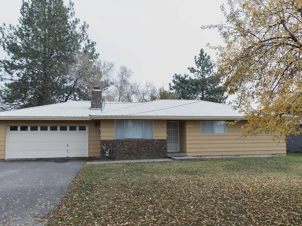 2783 Diane Dr, Klamath Falls, OR 97603