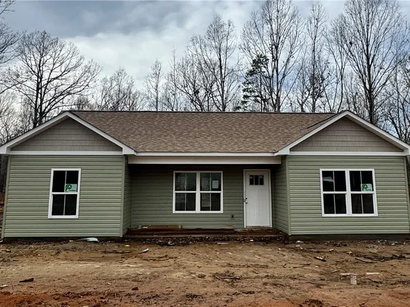 205 Lincoln Ln, Honea Path, SC 29654