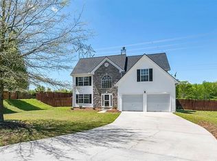 392 Kimberwick Dr, Hampton, GA 30228