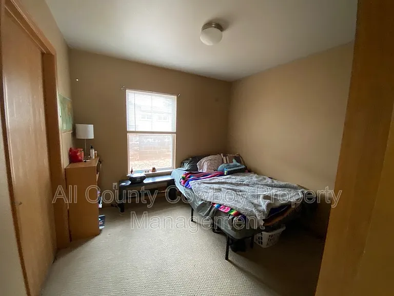 621 E Mitchell St #B5 — Photo 7