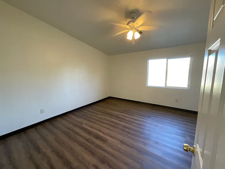 1388 Barcelona Way — Photo 17
