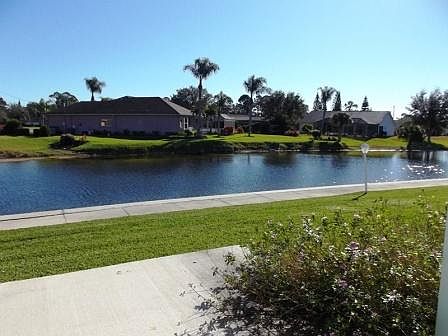 3rd image of 724 Joel Blvd