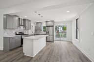 Finlaw Ave-1006-012.jpg