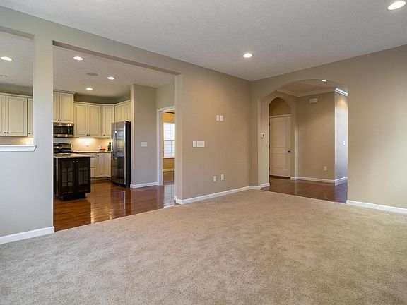 Great Room with sightlines to both the kitchen and foyer