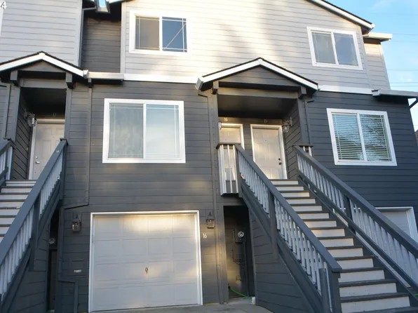 255 N 18th St APT 16, Saint Helens, OR 97051