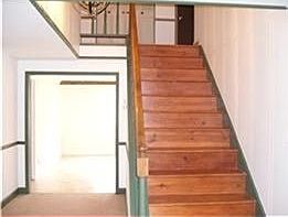 2nd image of 1042 Clouser Hollow Rd