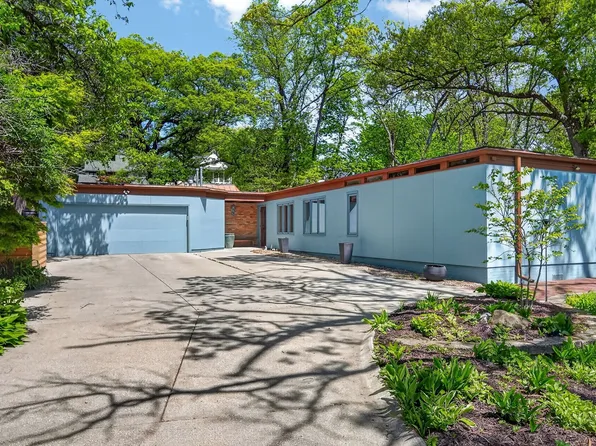 2841 Gilmore Ave, Des Moines, IA 50312