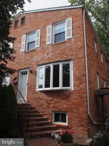 10 E Bellefonte Ave, Alexandria, VA, 22301