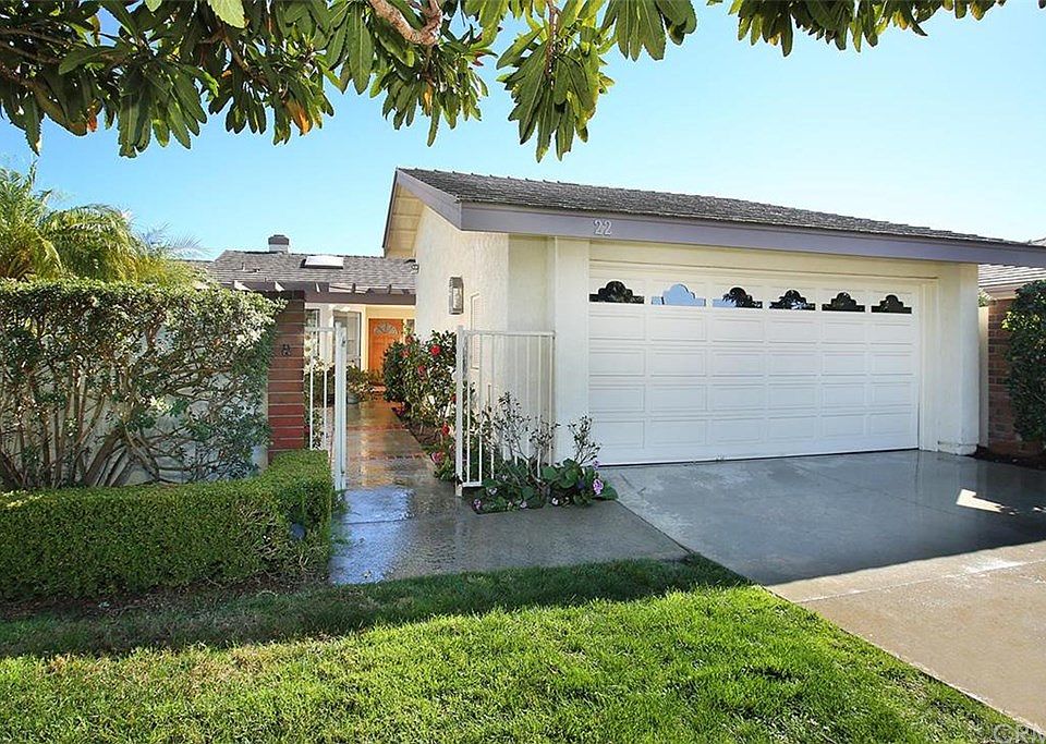 1st image of 22 Beachcomber Dr